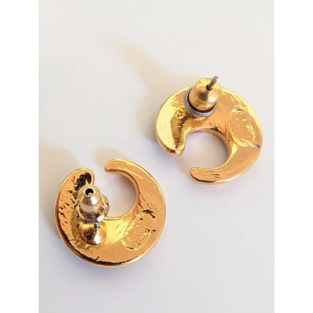 Vintage Avon Gold Tone Swirled Pink Enamel Retro 80s Swoop Post Earrings